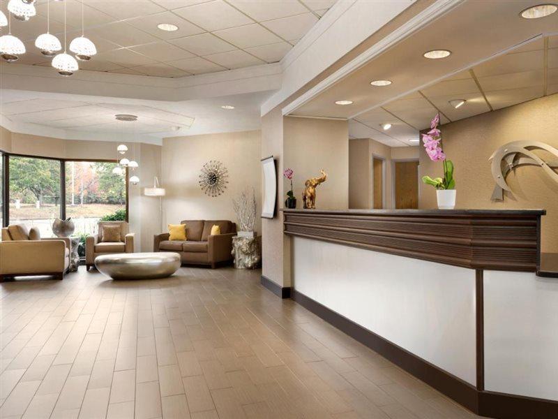 Radisson Akron-Fairlawn Copley Montrose 외부 사진