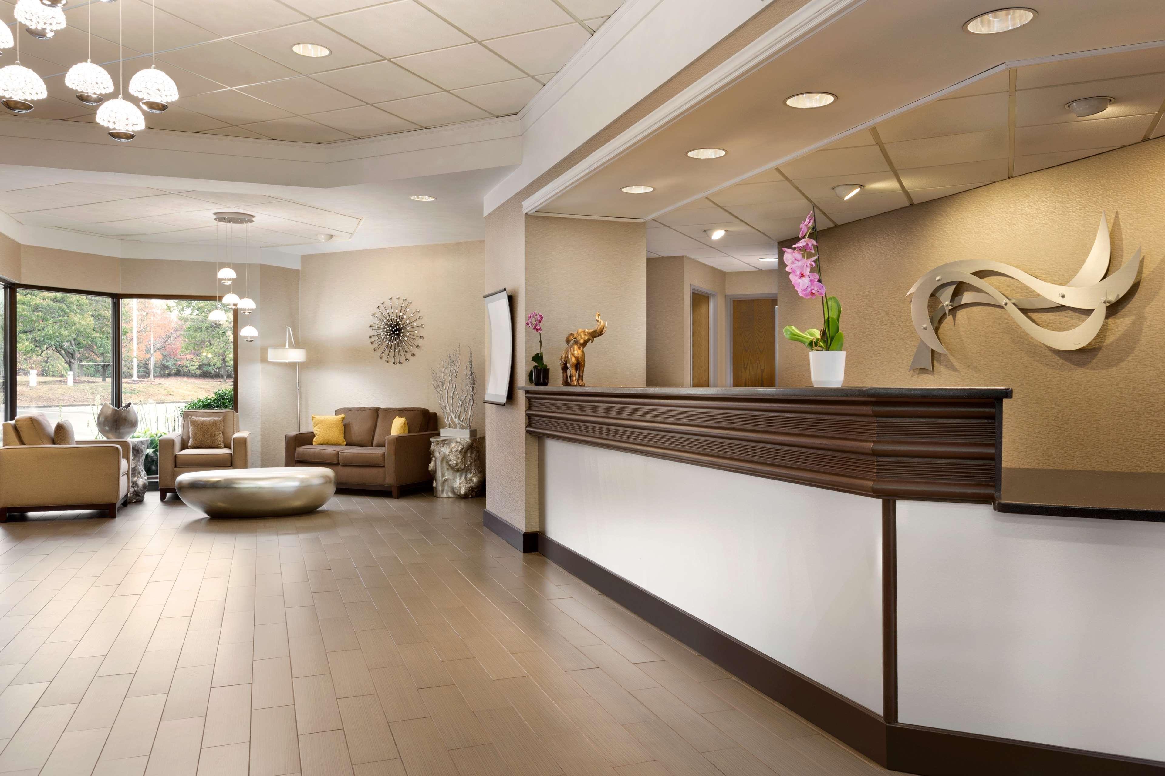 Radisson Akron-Fairlawn Copley Montrose 외부 사진