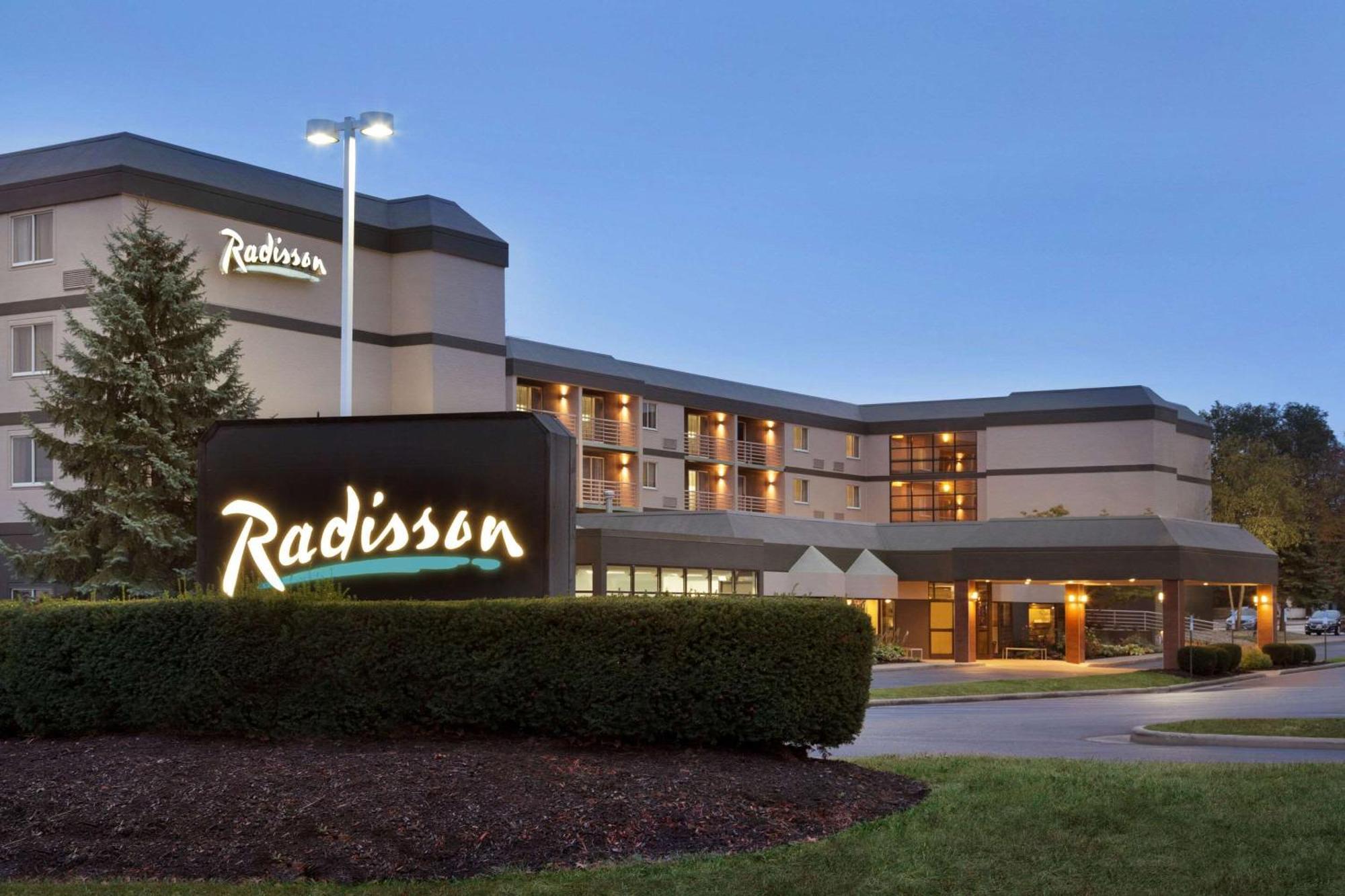Radisson Akron-Fairlawn Copley Montrose 외부 사진