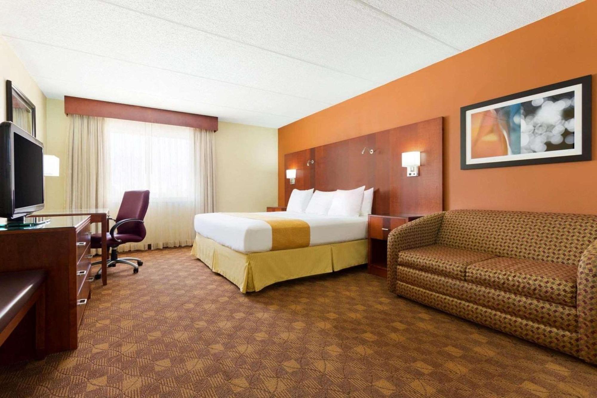 Radisson Akron-Fairlawn Copley Montrose 외부 사진
